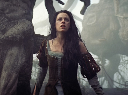Kristen Stewart, Snow White and the Huntsman, SWATH Kristen Stewart, Snow White and the Huntsman, SWATH